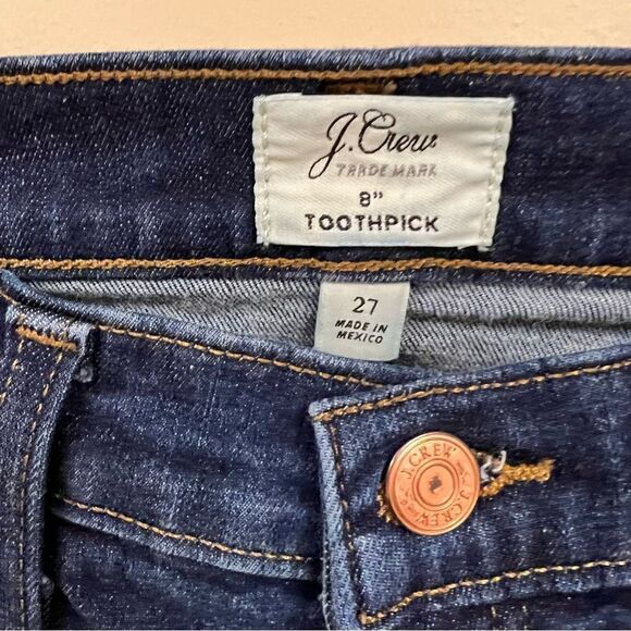 J Crew dark Wash “8 “ toothpick jeans Sz 27 - Picture 5 of 5